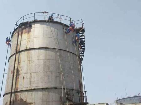 水泥罐打磨除锈重防腐翻新